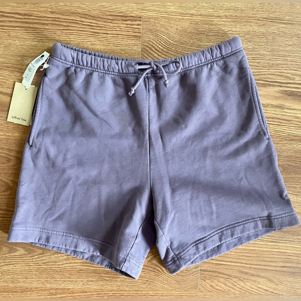 Aritzia Wilfred Free Fleece 7” Shorts in Faded Violet Haze